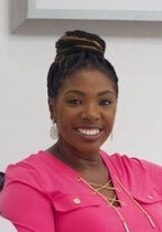 Donna Headshot Crpped